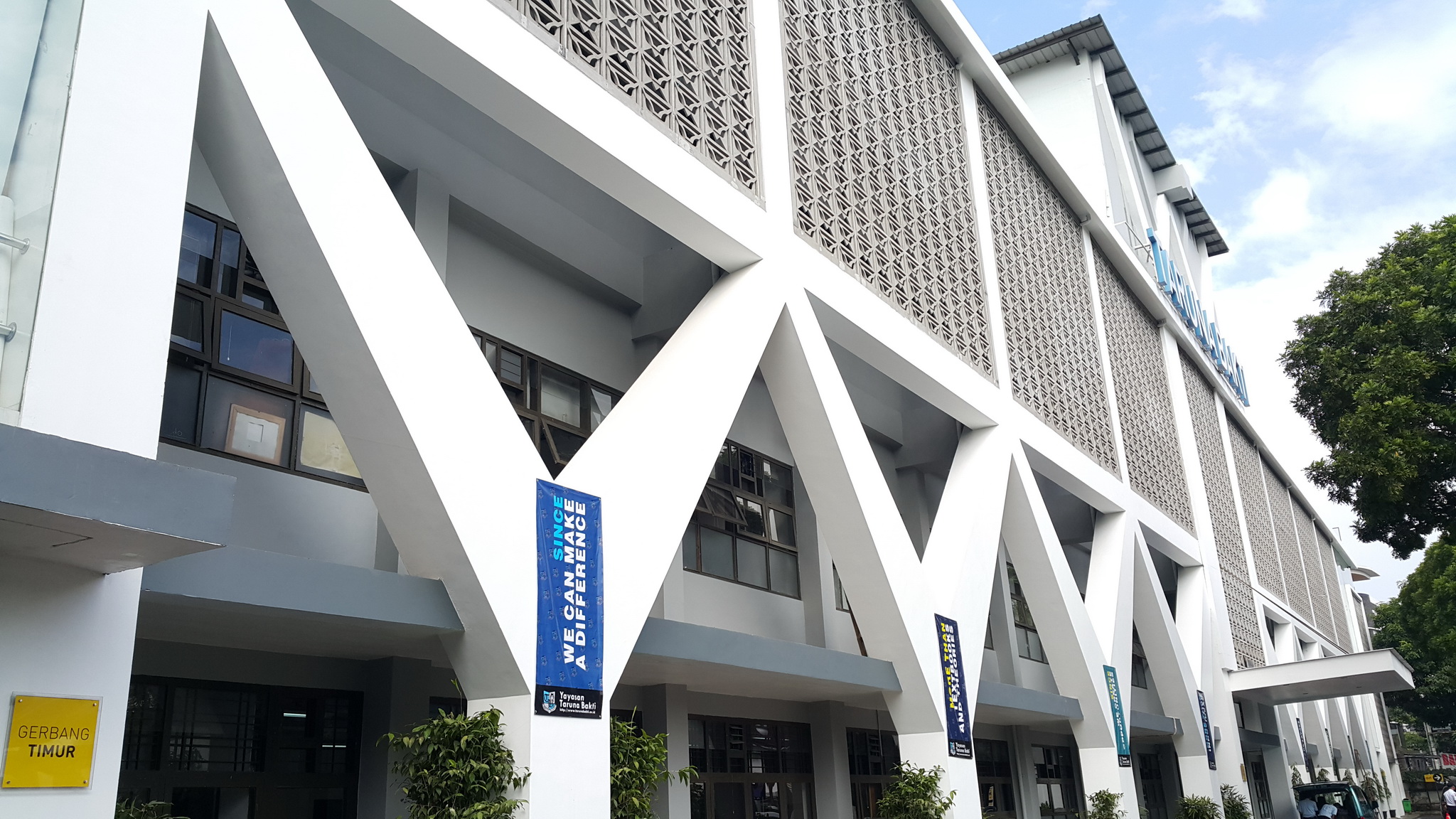 Official Yayasan Taruna Bakti